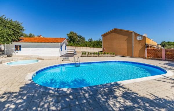 Stanovanje - Ližnjan