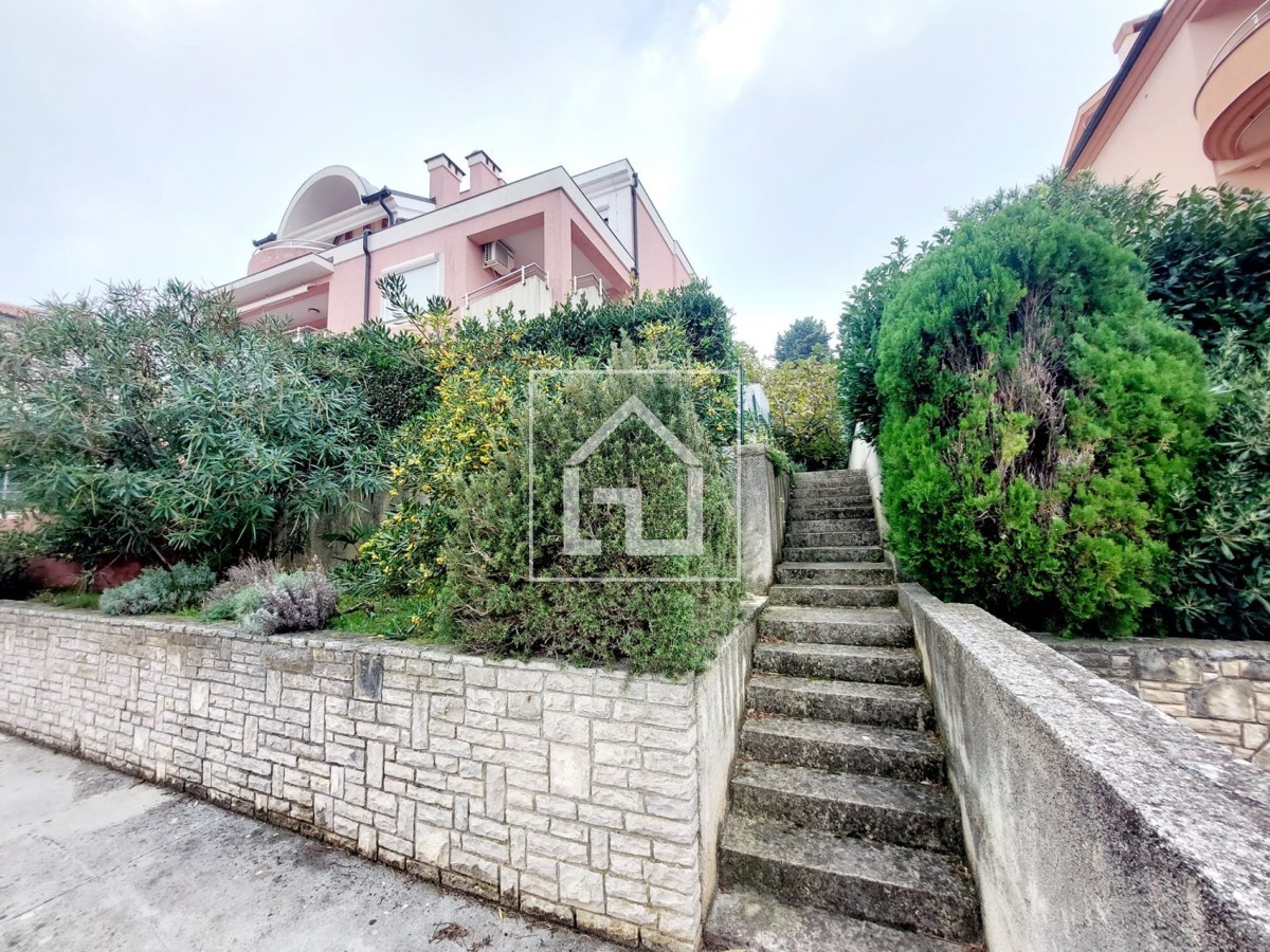 Stanovanje Premantura , dvoetažni stan