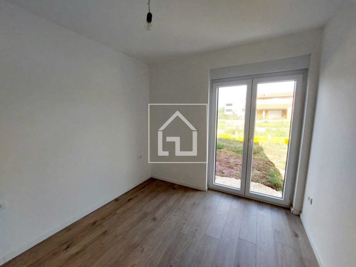 Hiša Medulin, odlična lokacija, novogradnja. Hiša s 4 spalnicami in 4 kopalnicami!!