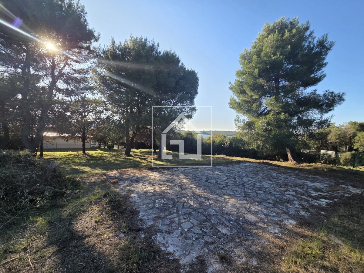 Zemljišče - Medulin