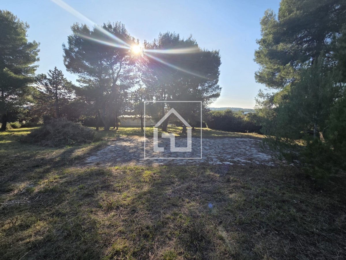 Zemljišče - Medulin