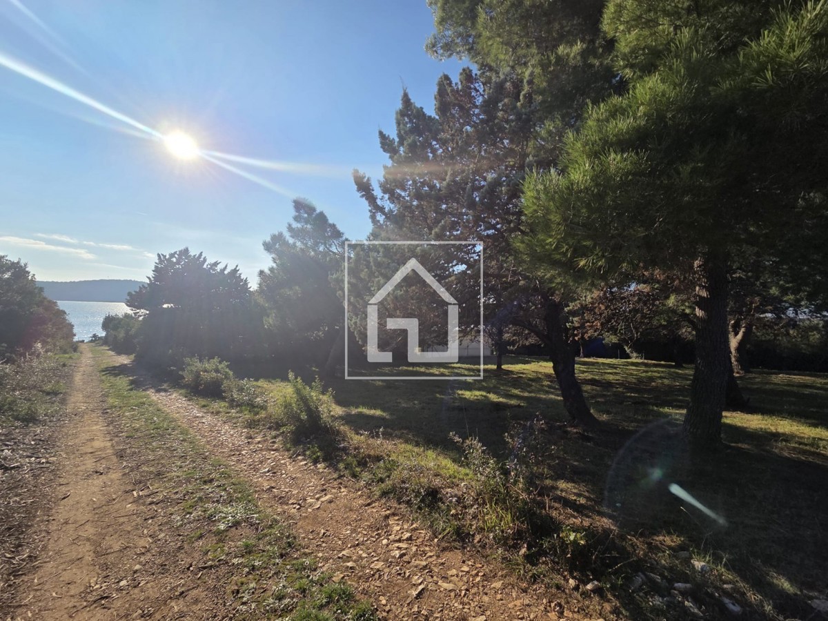 Zemljišče - Medulin