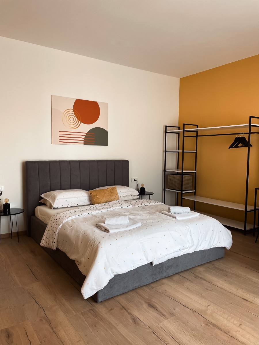 Hiša Pomer, dvojček z bazenom in pogledom na morje