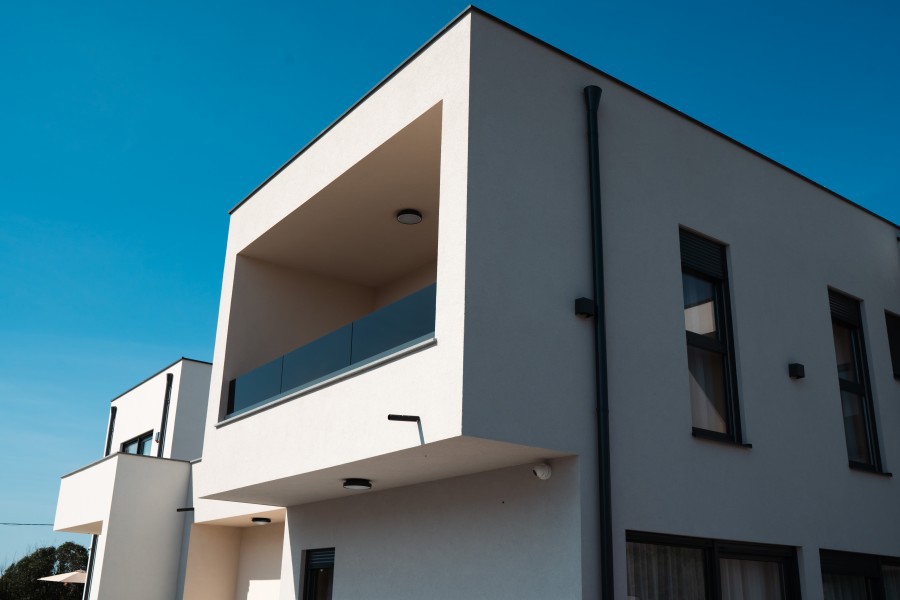 Hiša Pomer, dvojček z bazenom in pogledom na morje