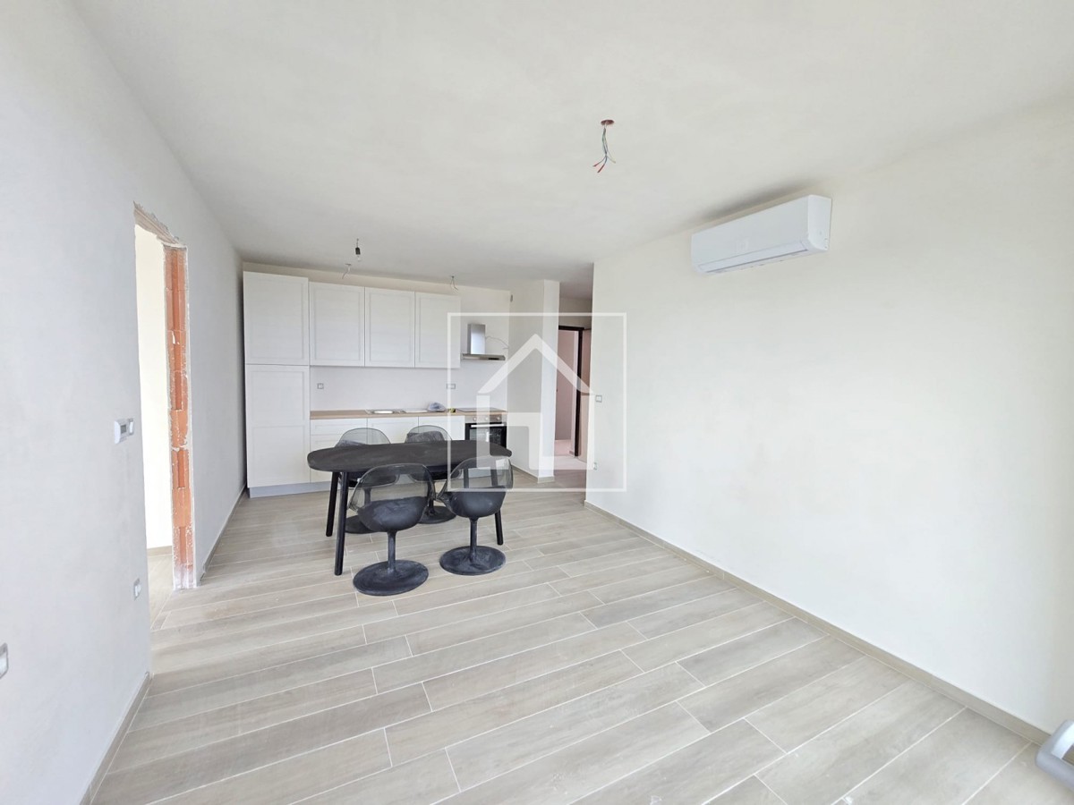 Stanovanje - Ližnjan