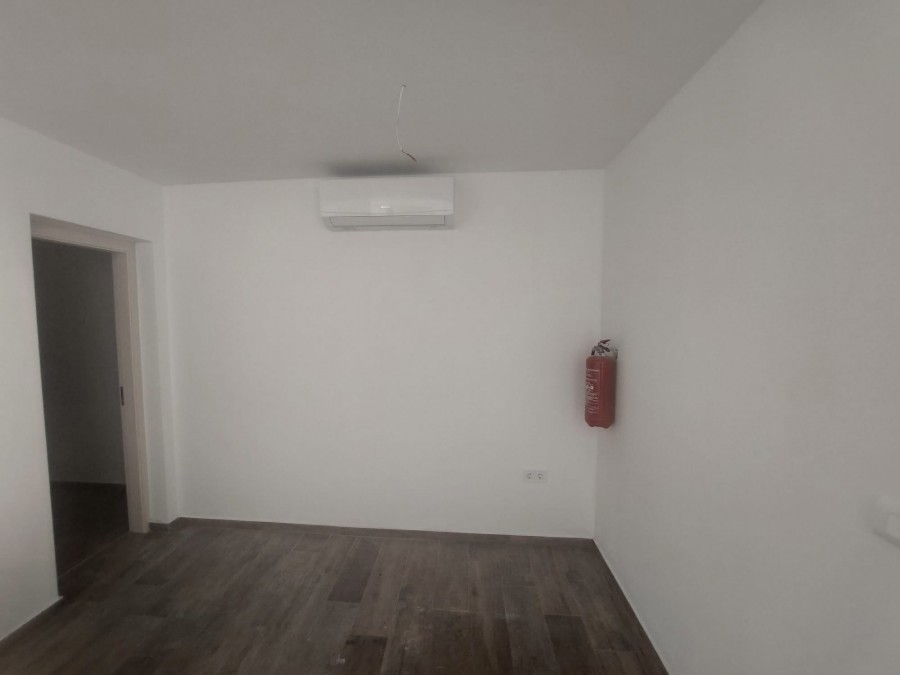 Poslovni prostor - Ližnjan