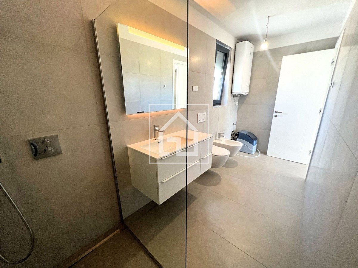 Stanovanje - Ližnjan