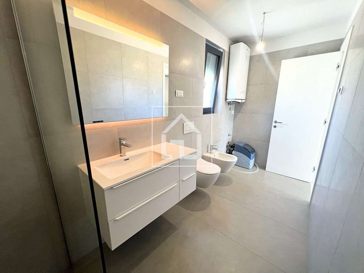 Stanovanje - Ližnjan