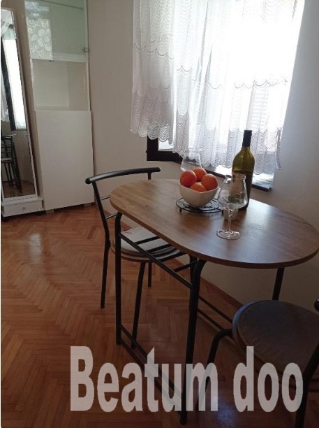 Studio v središču mesta, prvo nadstropje, pogled na morje, Novigrad
