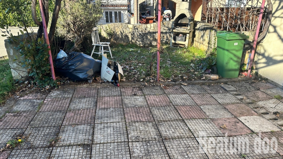 Stanovanje v prvem nadstropju, pogled na morje, Dajla