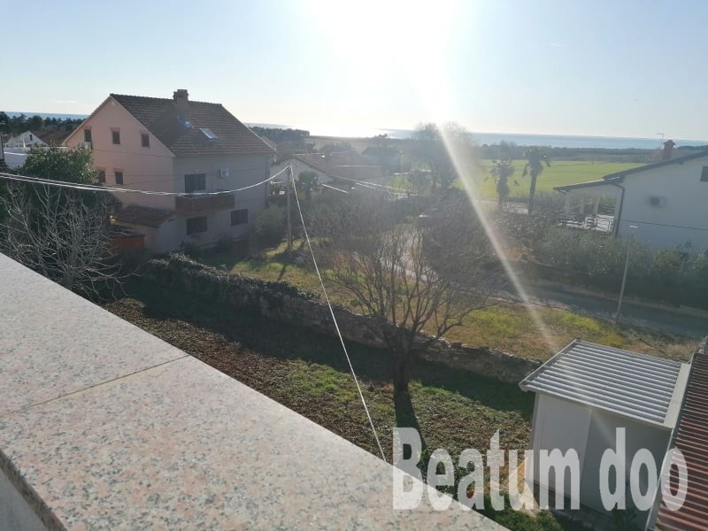 Stanovanje v drugem nadstropju za prenovo