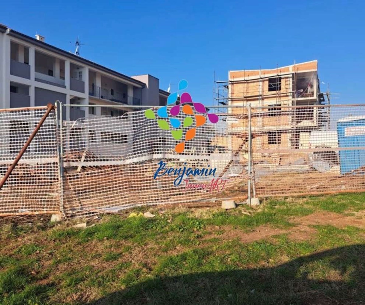 MEDULIN - trisobni apartma 300m od plaže