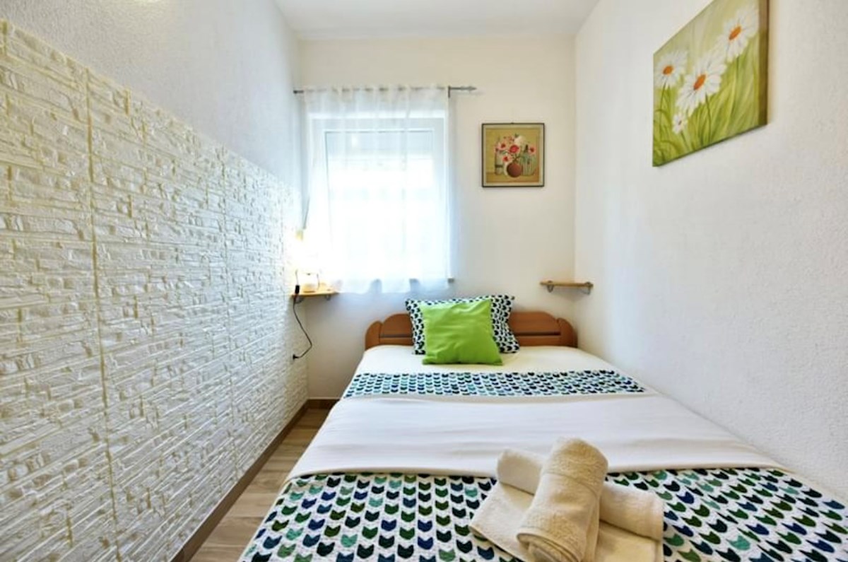 V bližini Poreč hiša s 5 apartmaji priložnost
