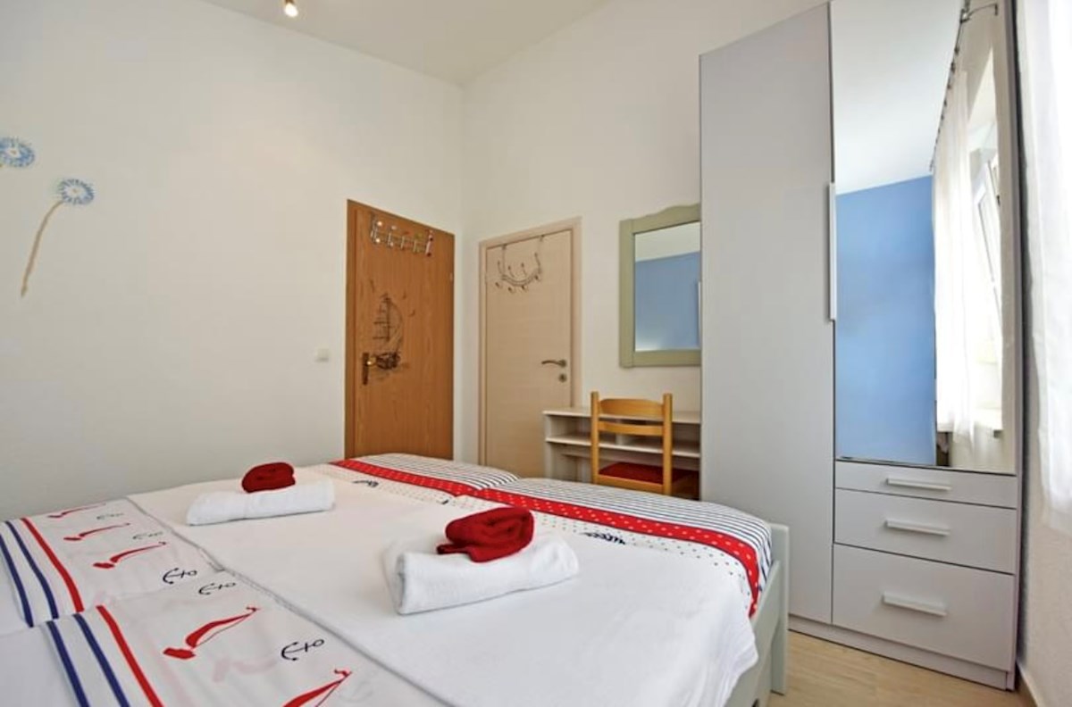 V bližini Poreč hiša s 5 apartmaji priložnost