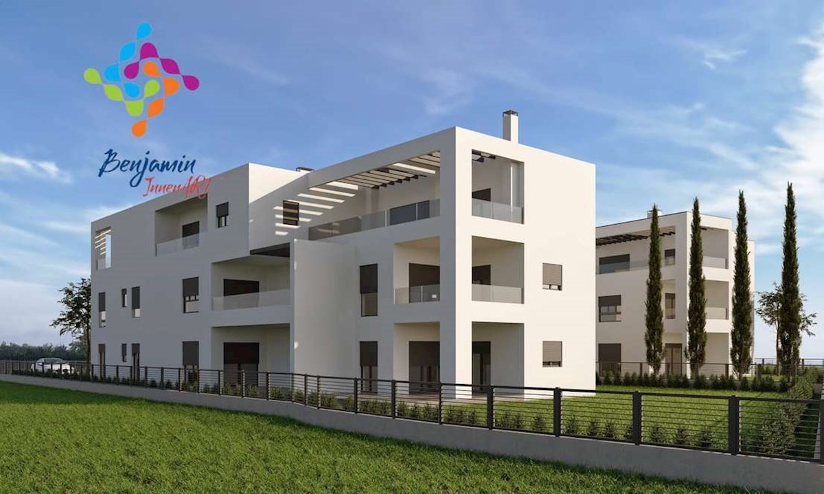 POREČ - več luksuznih apartmajev v bližini morja
