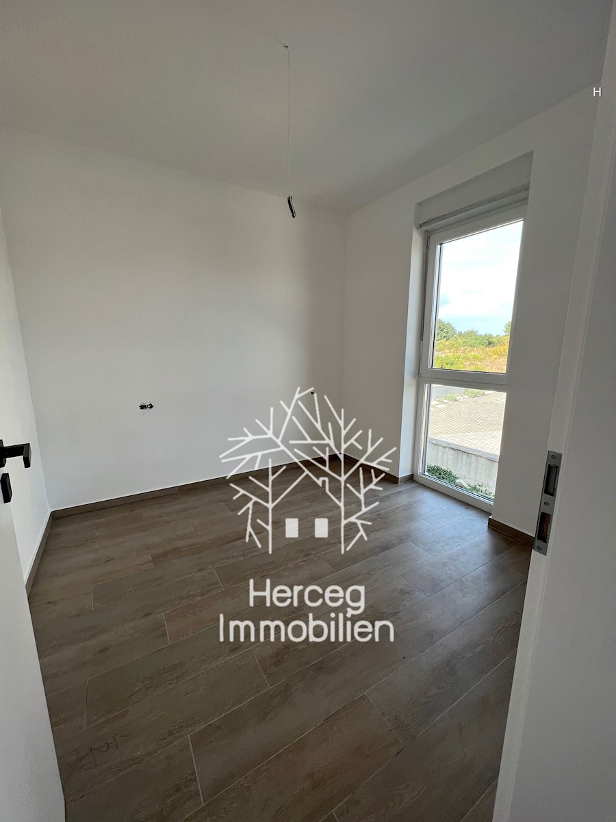 MEDULIN - Stanovanje 38m², oddaljeno 300m od morja