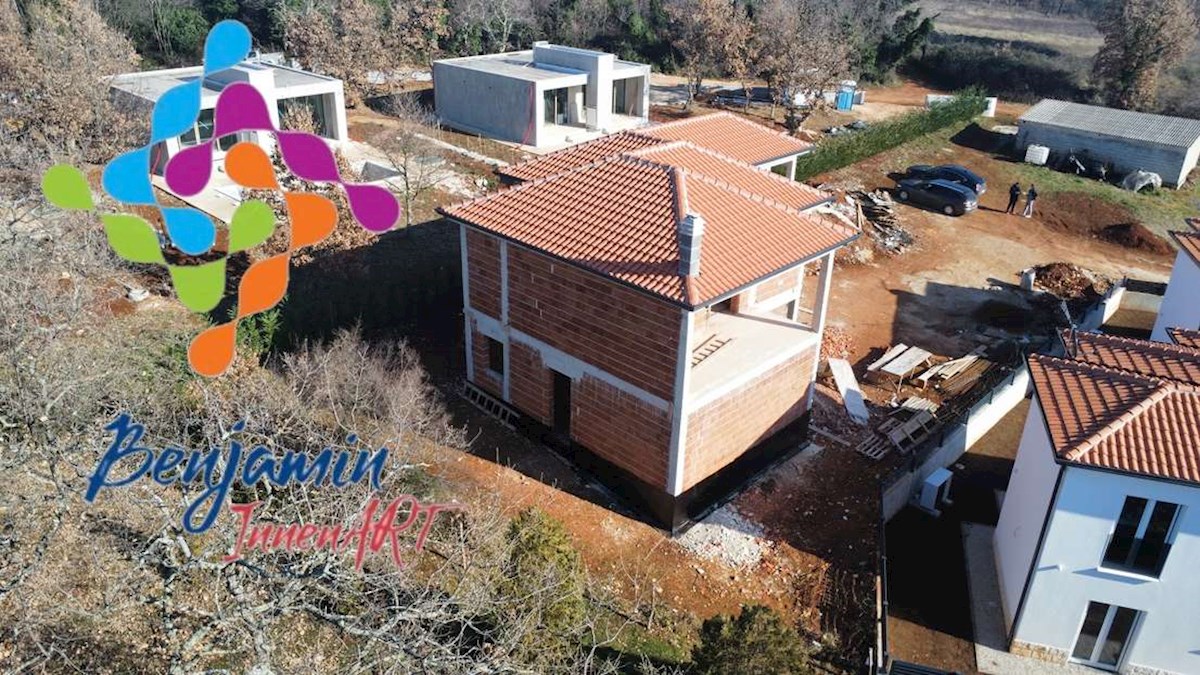 POREČ - Tar - hiša z bazenom (dva načina nakupa)