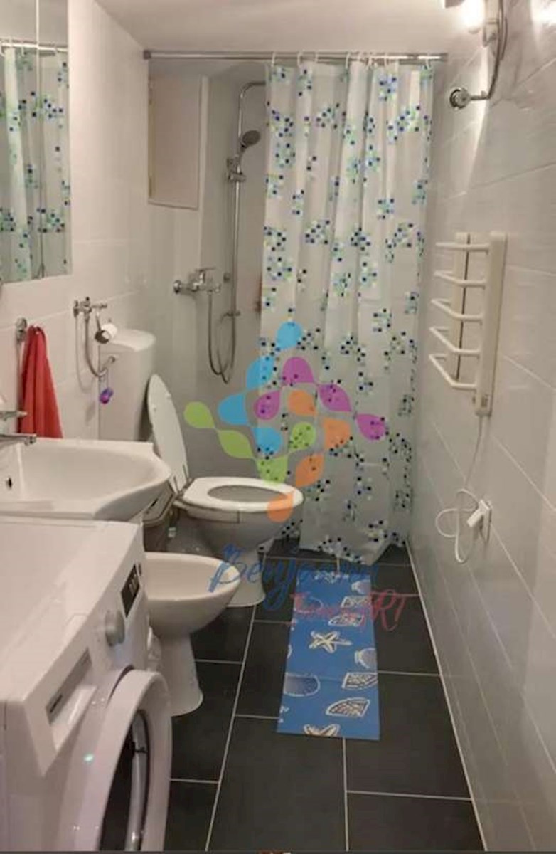 FAŽANA - dva apartmaja s pogledom na morje in 400m oddaljenost od plaže