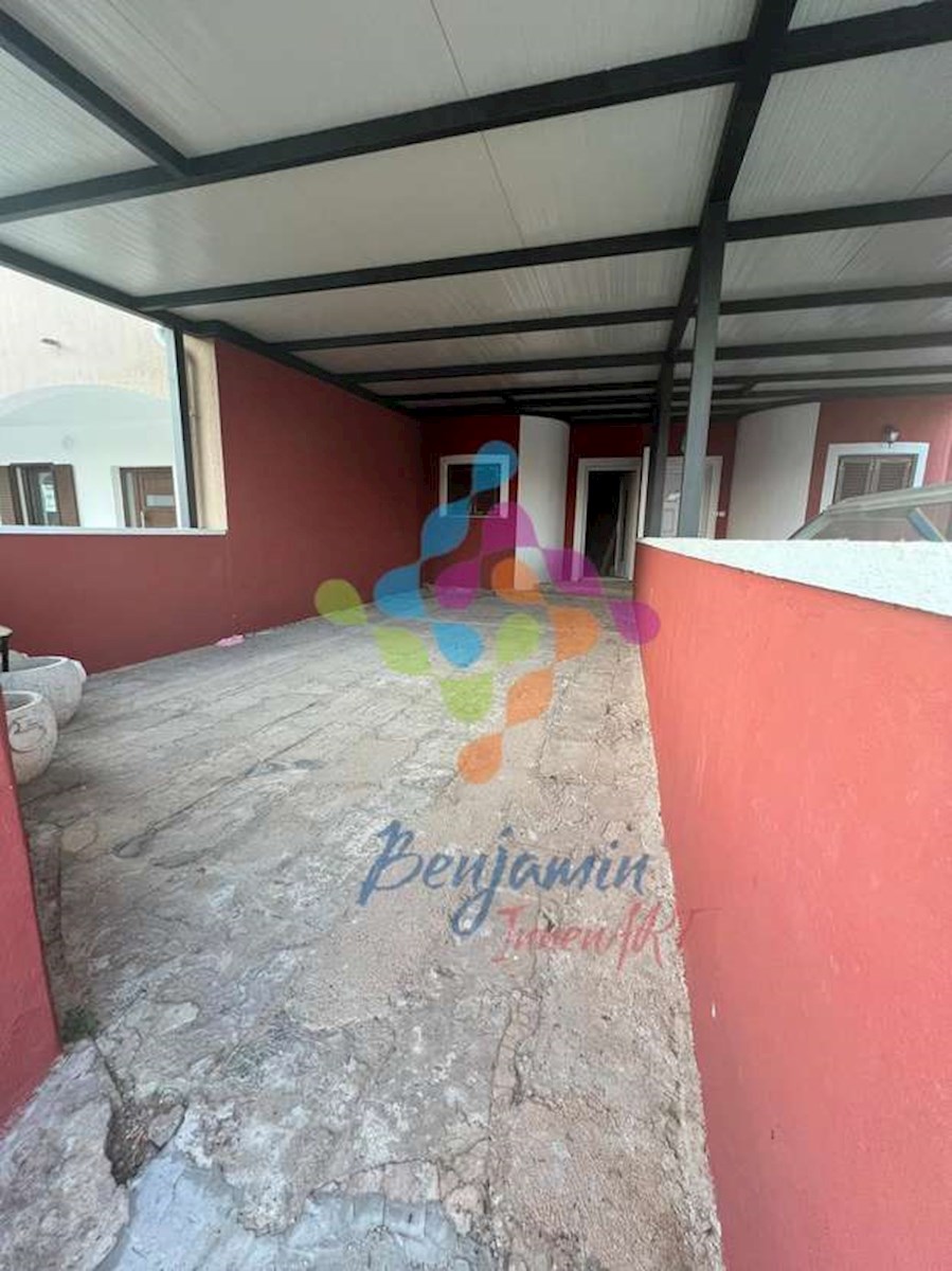 FAŽANA - dva apartmaja s pogledom na morje in 400m oddaljenost od plaže