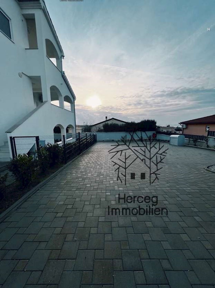 BARBARIGA - Apartma 700m od morja
