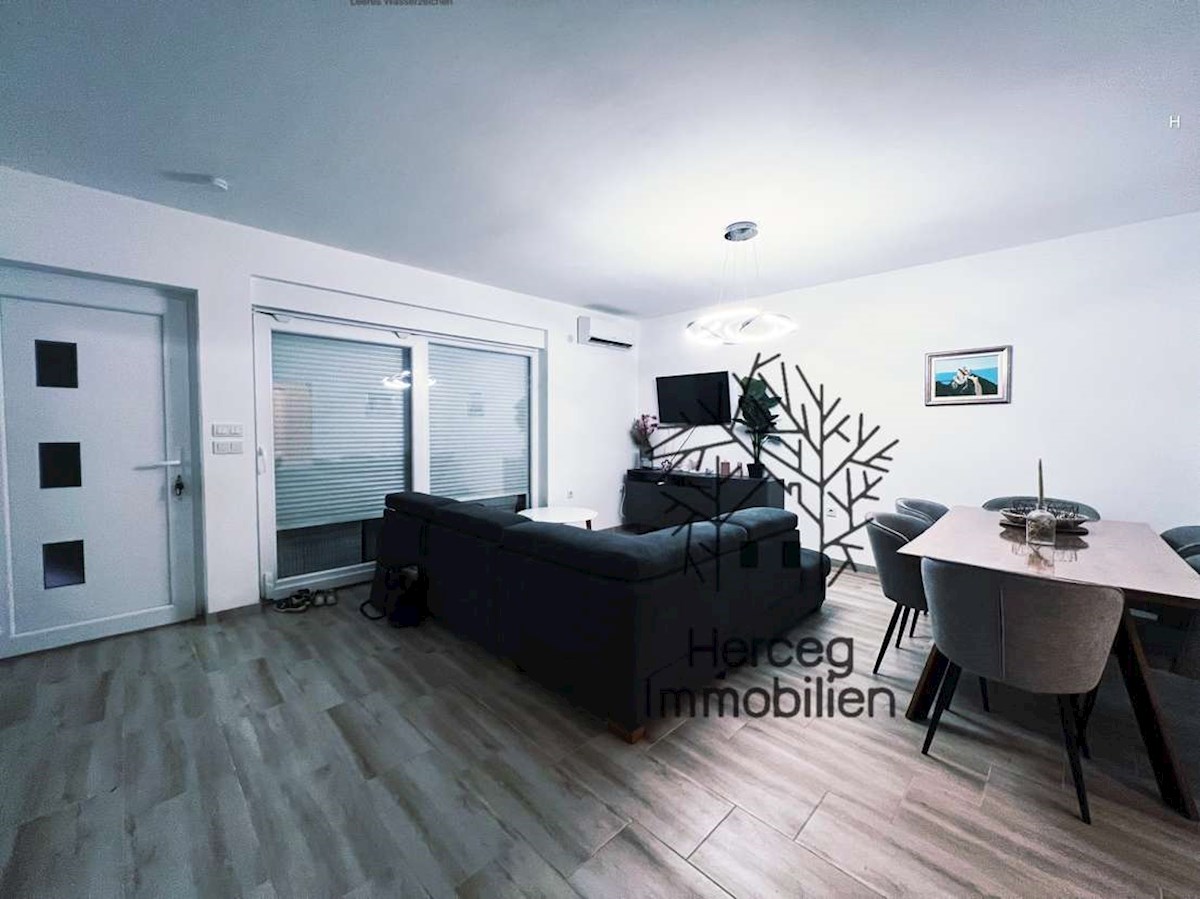 BARBARIGA - Apartma 700m od morja