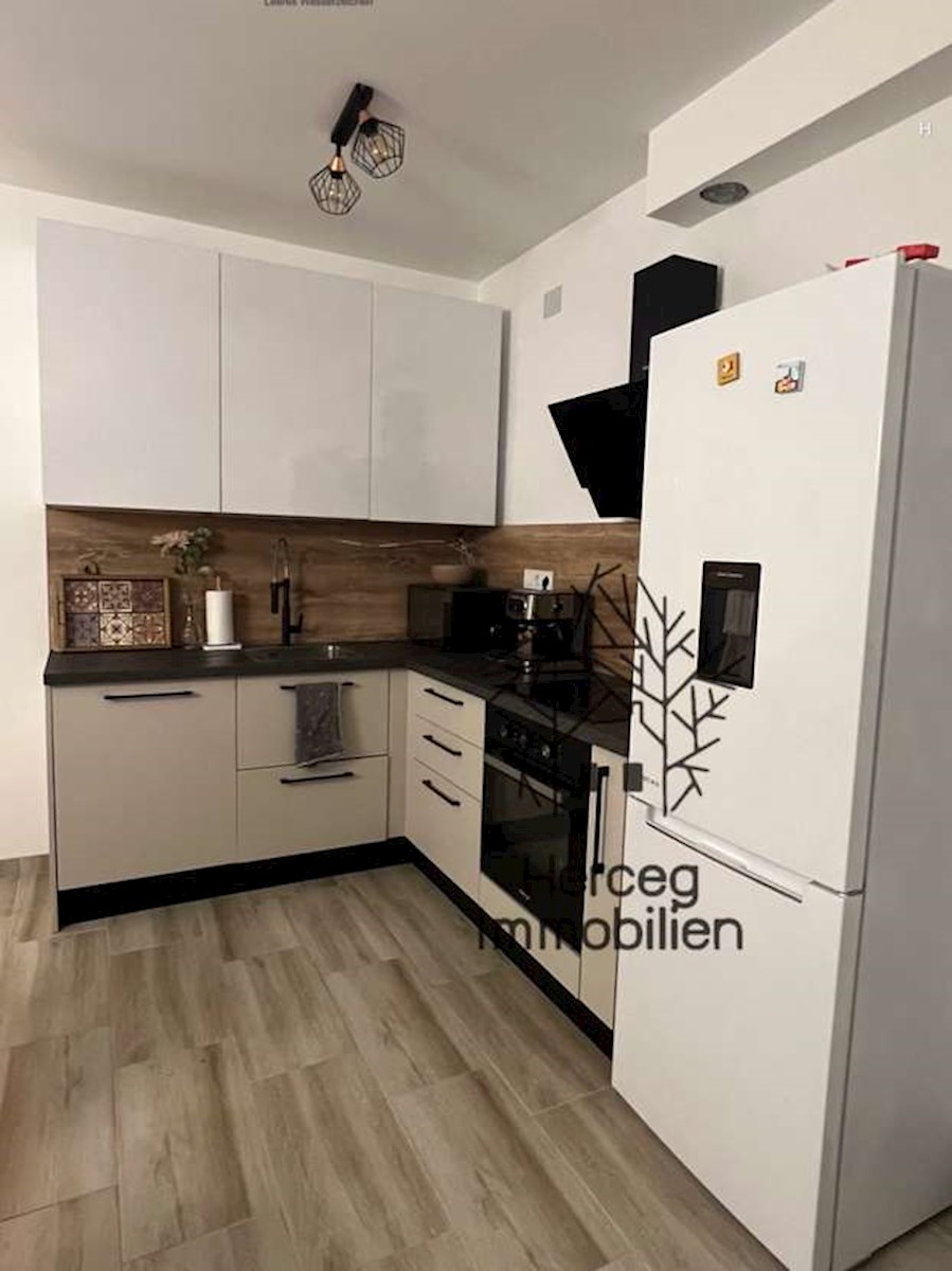 BARBARIGA - Apartma 700m od morja