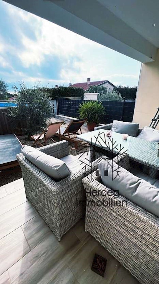 BARBARIGA - Apartma 700m od morja