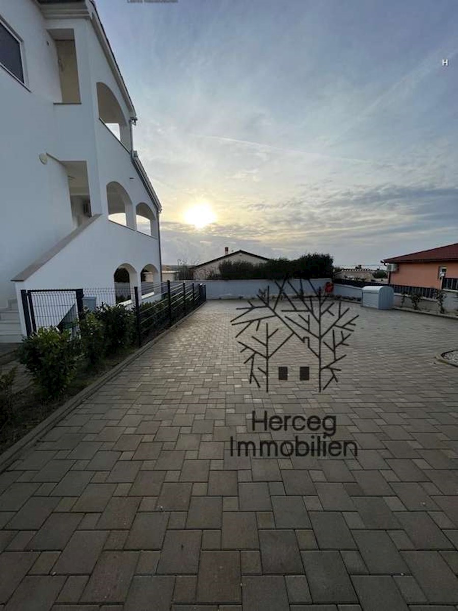 BARBARIGA - Apartma 700m od morja