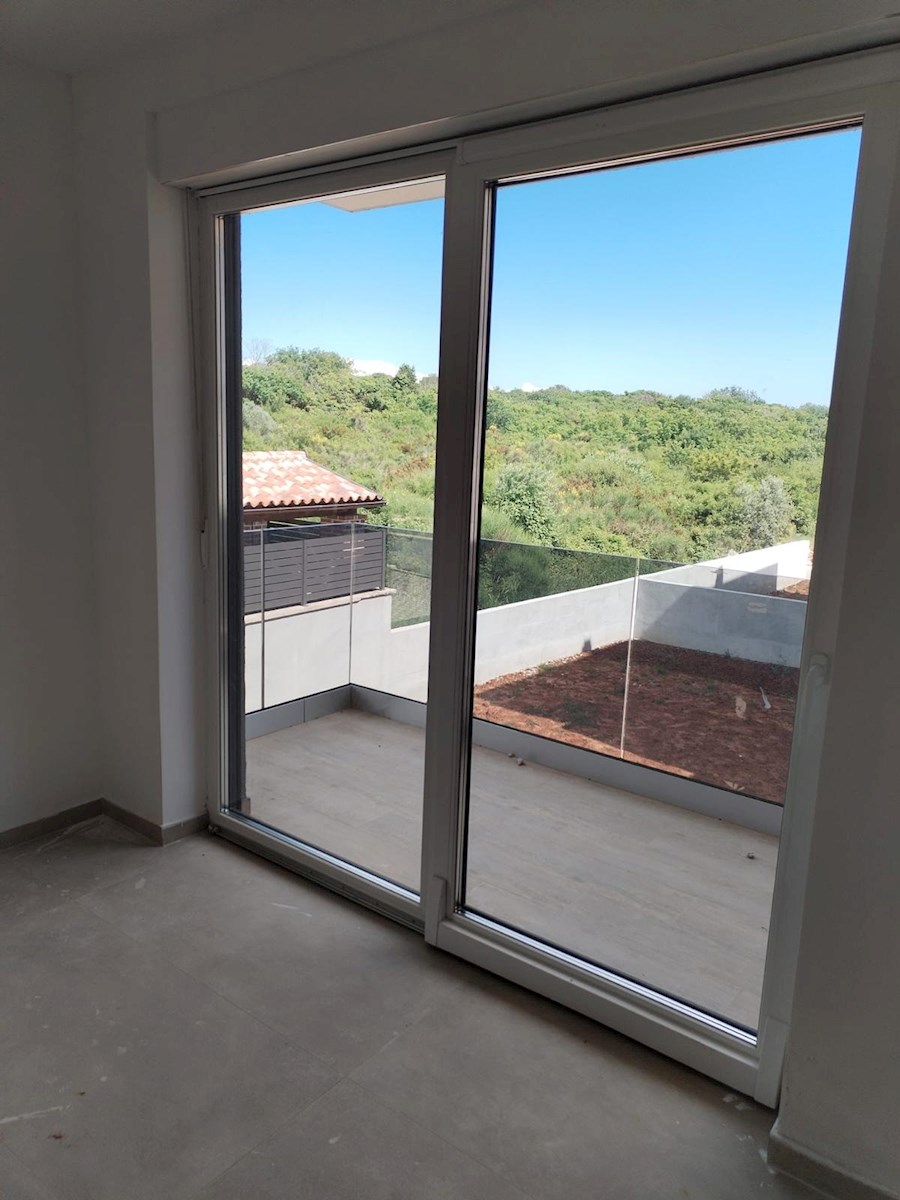 MEDULIN – Apartma na prodaj, blizu morja