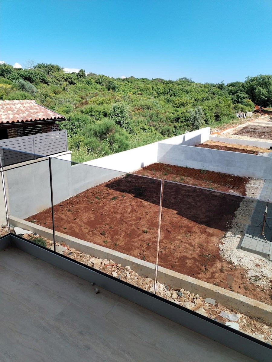 MEDULIN – Apartma na prodaj, blizu morja