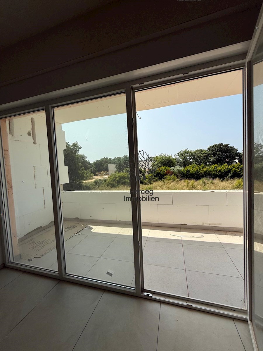 MEDULIN – Več apartmajev na prodaj