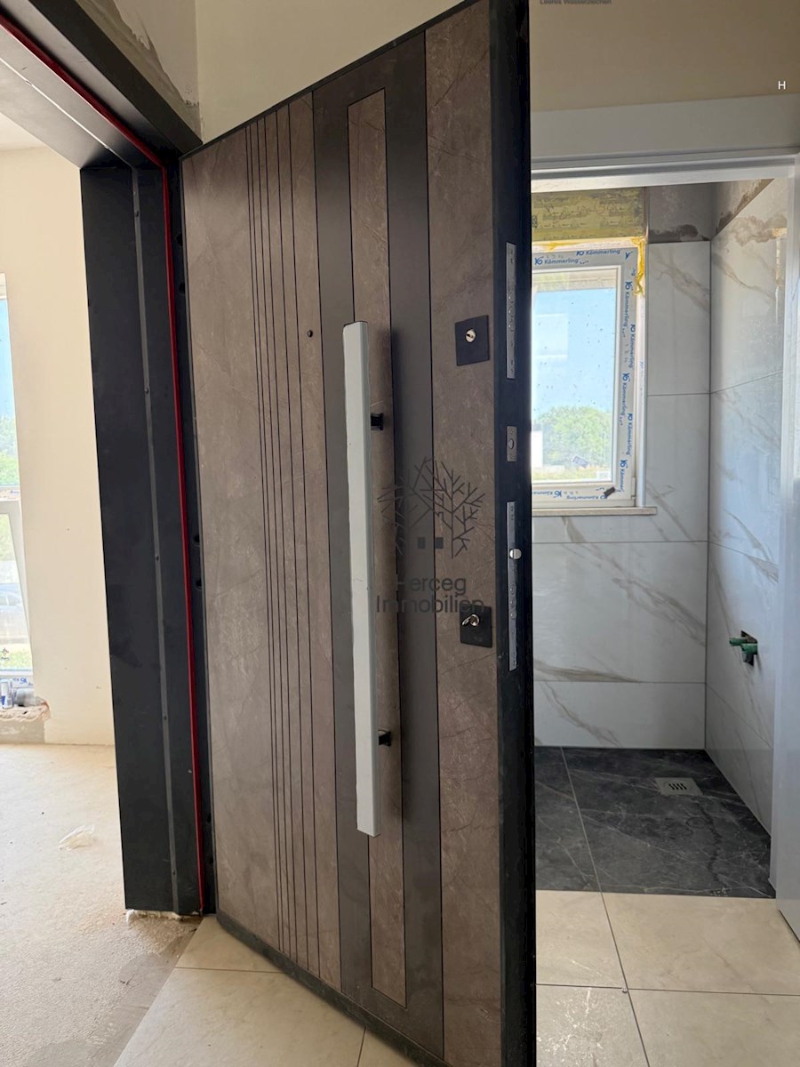 MEDULIN – Več apartmajev na prodaj