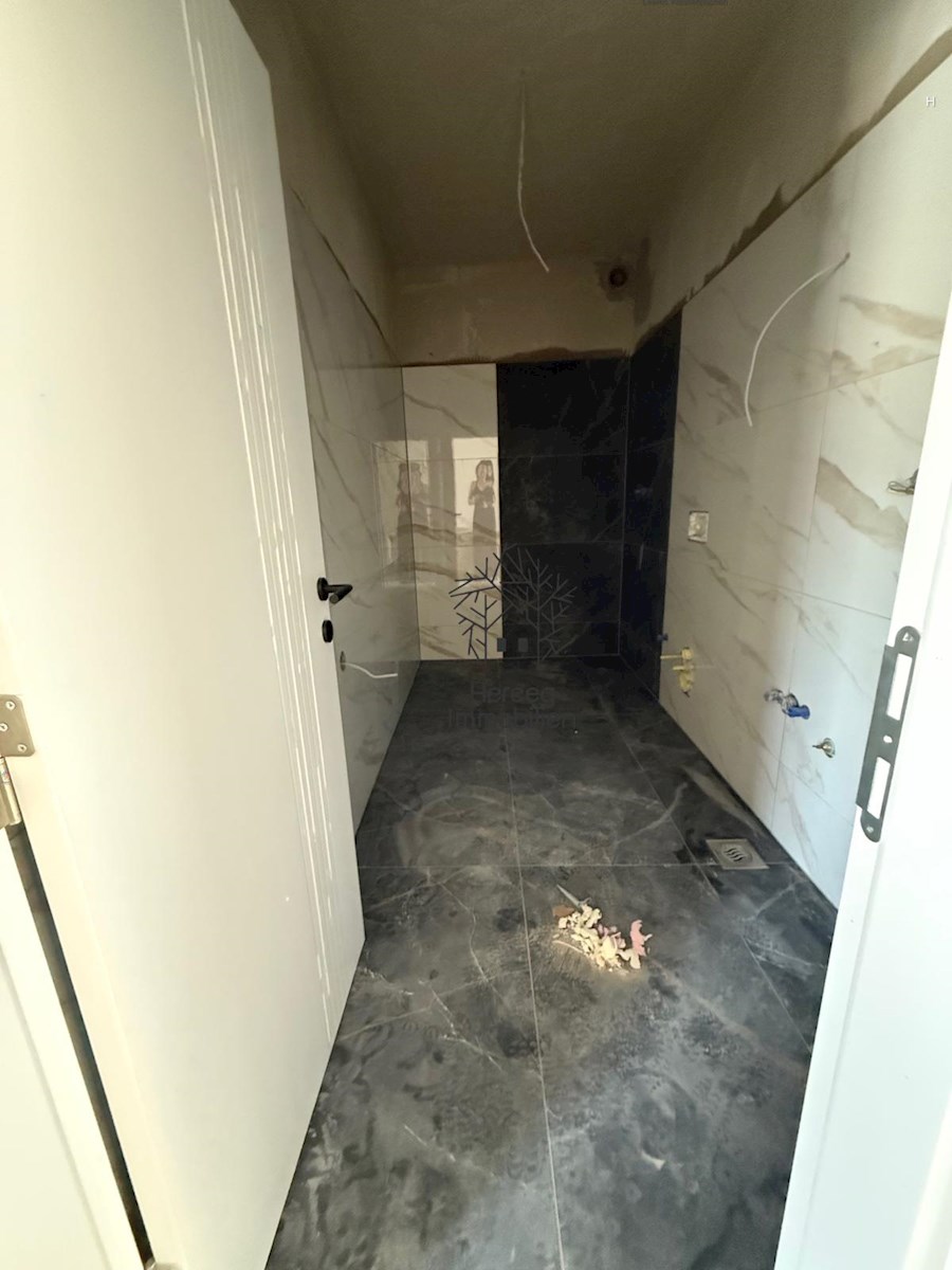MEDULIN – Več apartmajev na prodaj