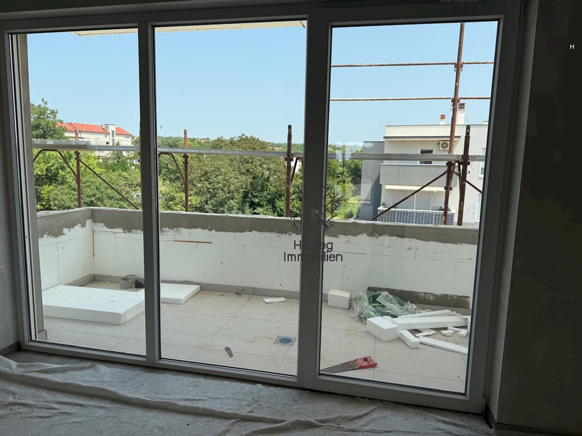 MEDULIN – Več apartmajev na prodaj