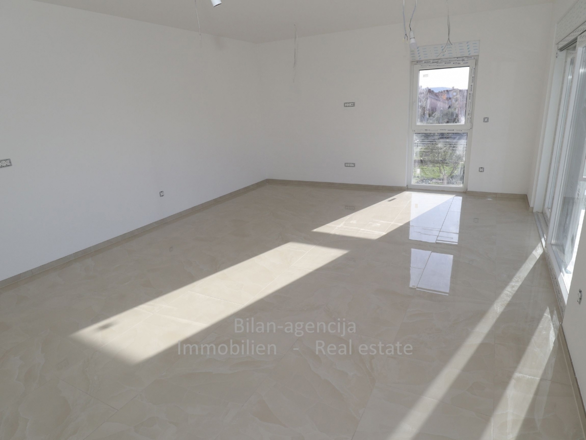 Apartma/Stanovanje Vodice, 89m2