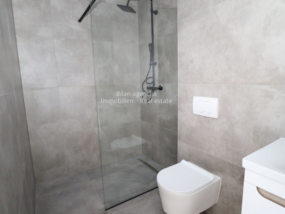Apartma/Stanovanje Vodice, 115,56m2