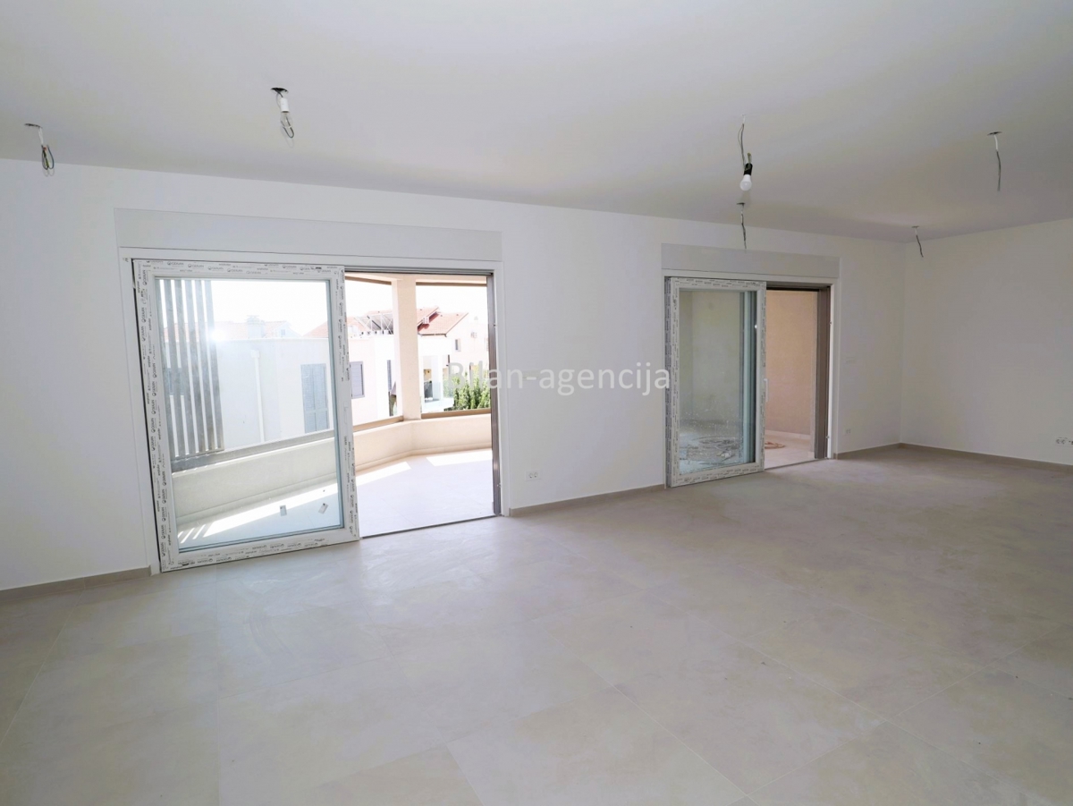 Apartma/Stanovanje Vodice, 138,83m2