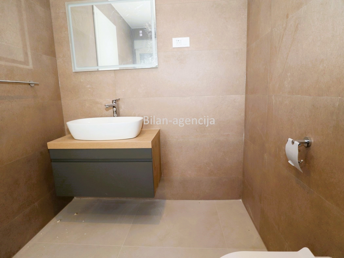 Apartma/Stanovanje Vodice, 138,83m2