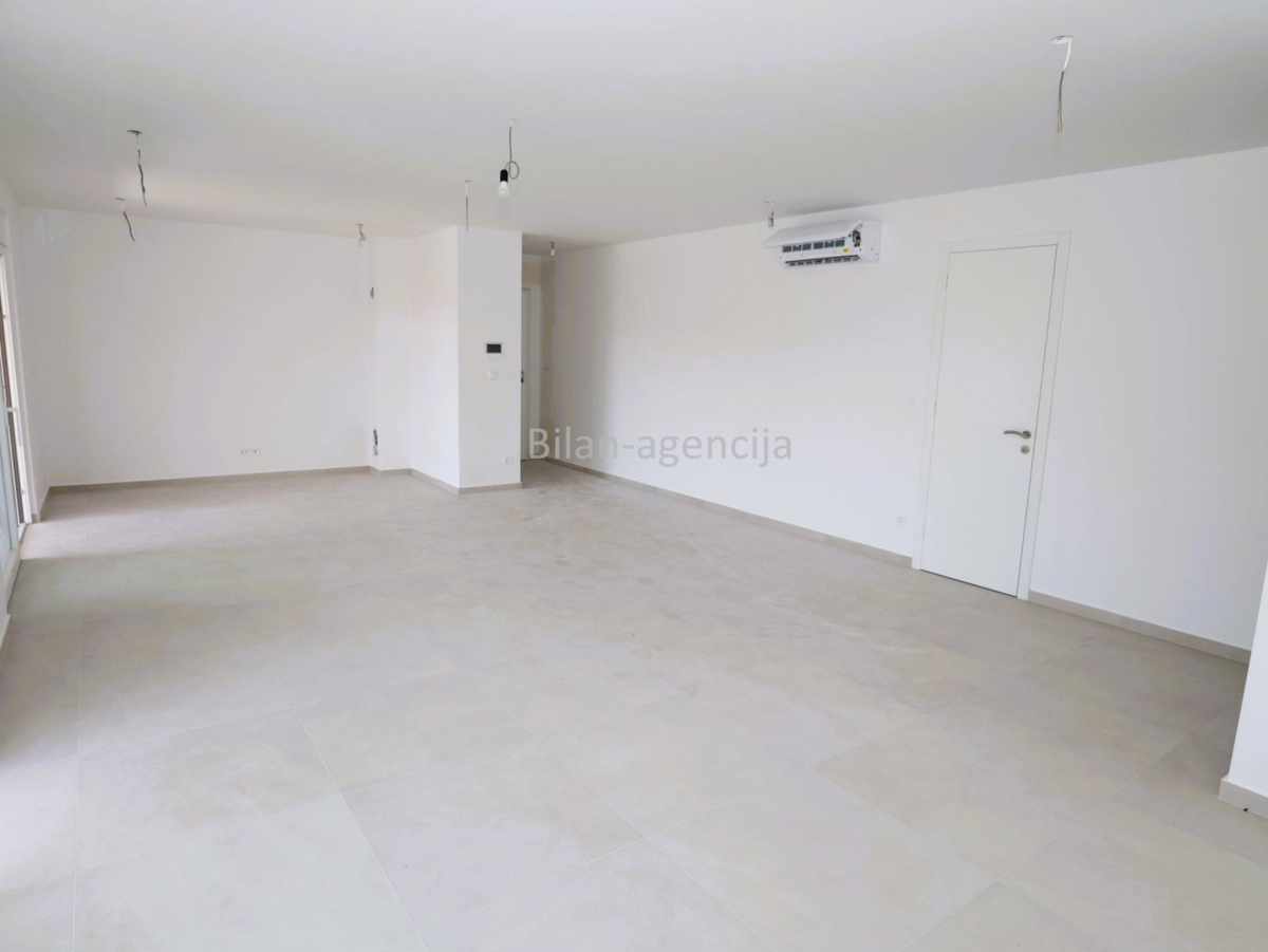 Apartma/Stanovanje Vodice, 138,83m2