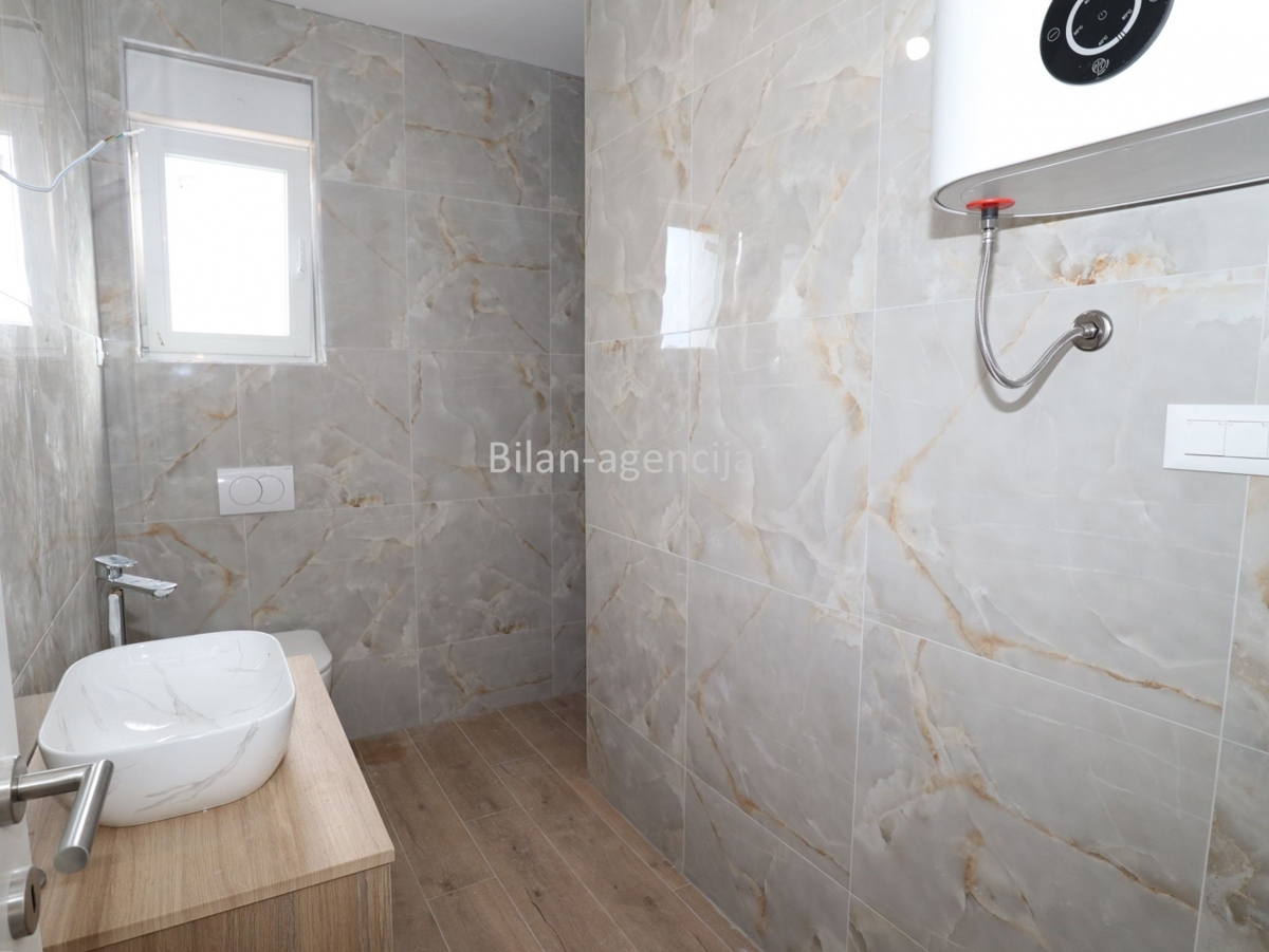 Apartma/Stanovanje Vodice, 80m2