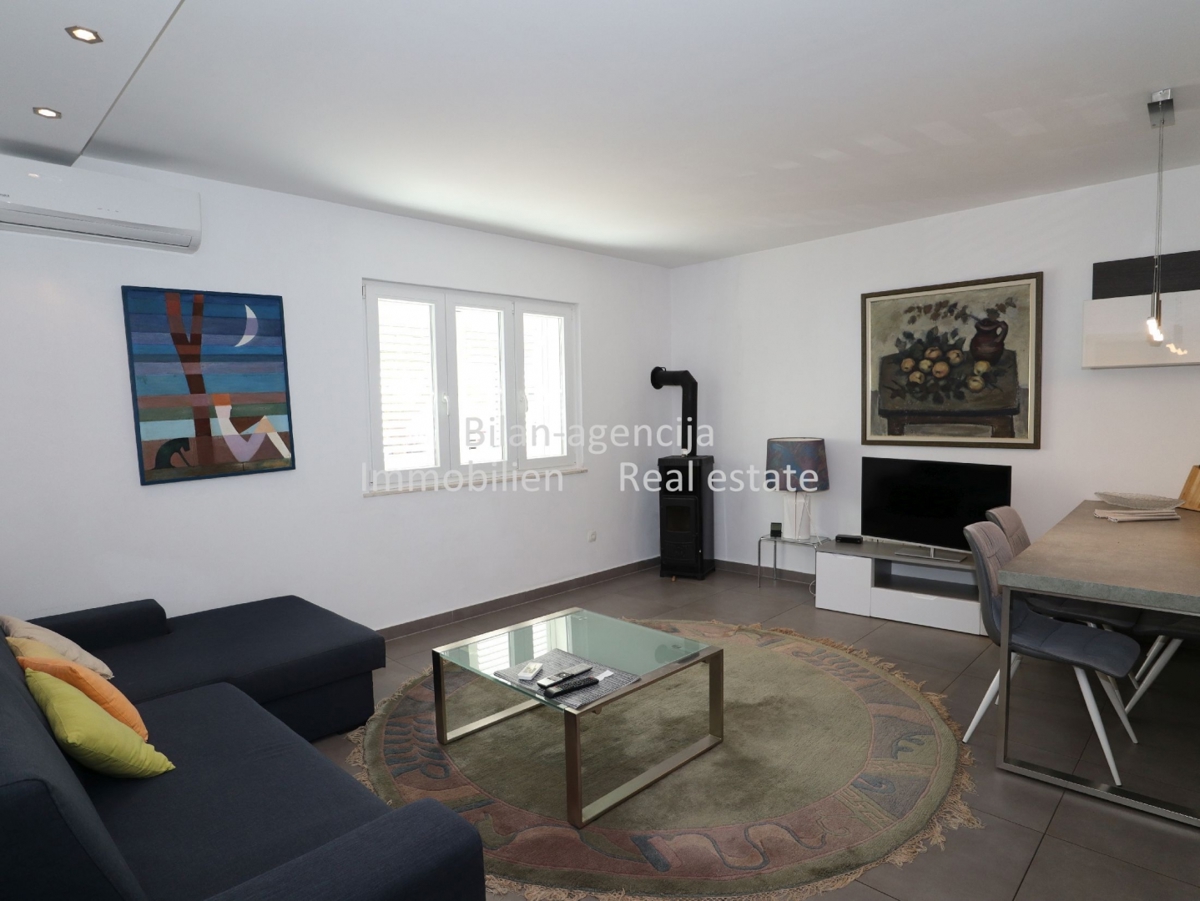Hiša Vodice, 310m2