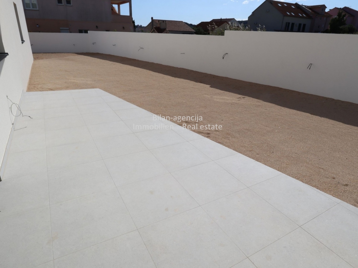 Apartma/Stanovanje Vodice, 172,73m2