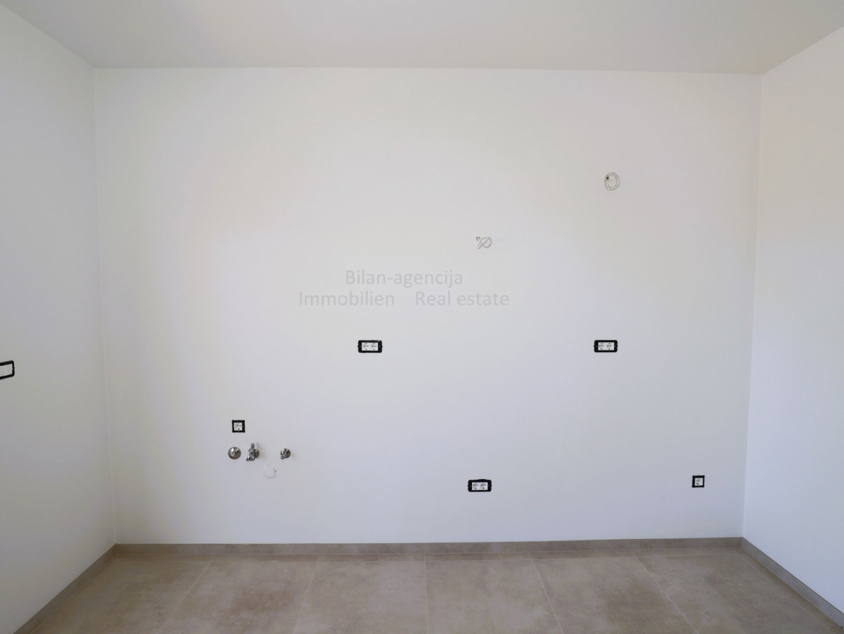 Stanovanje, 69.40m2, Vodice, 350 m od kvadrata, 280000 €