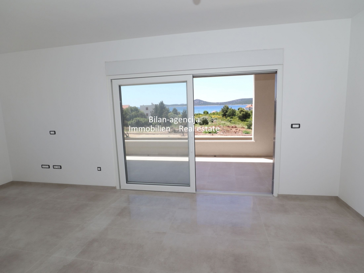 Stanovanje, 69.40m2, Vodice, 350 m od kvadrata, 280000 €