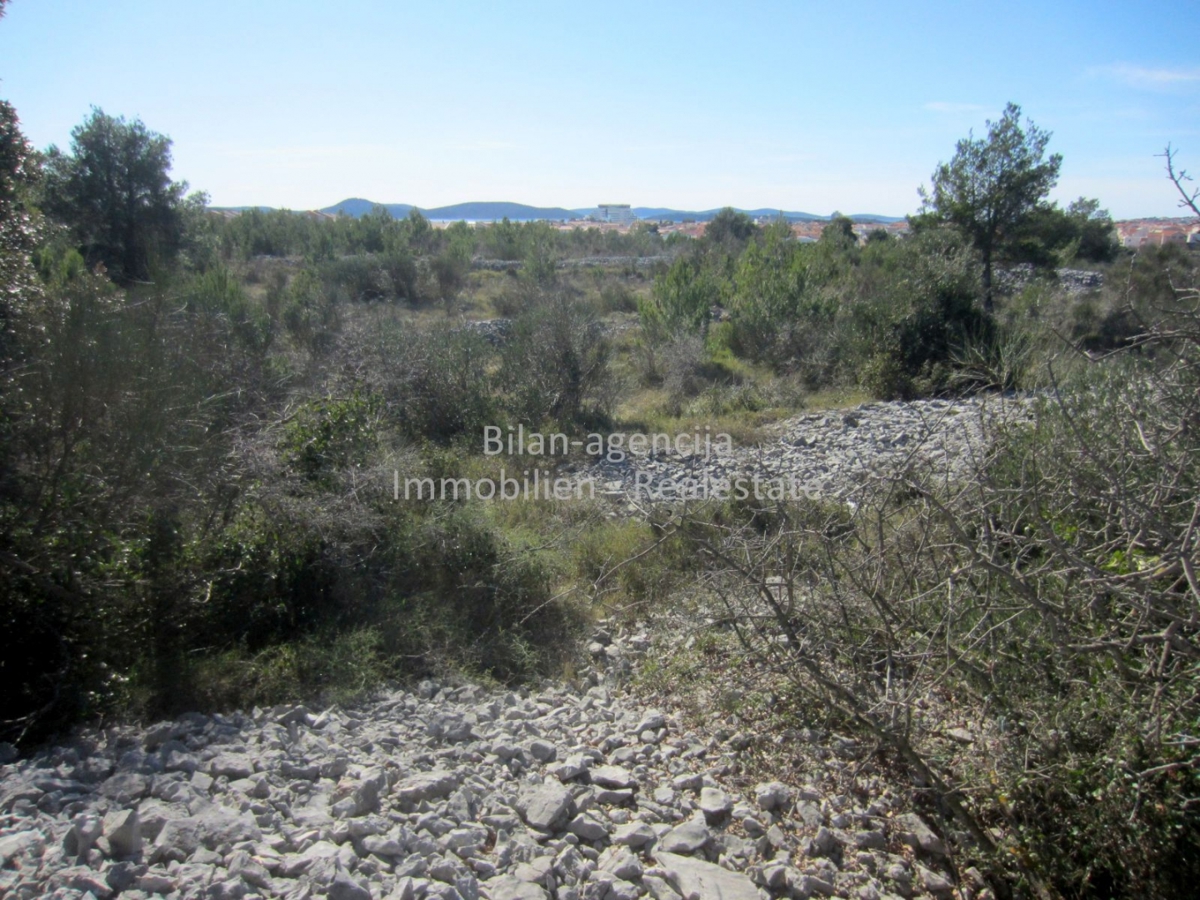 Zemljišče Vodice, 9.000m2