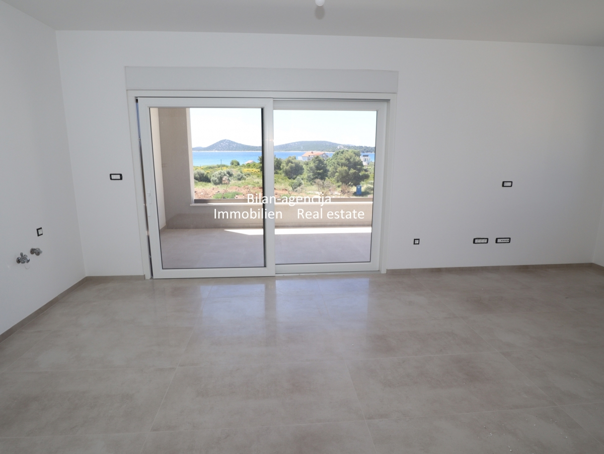 Vodice, prodaja apartma, le 350 m od morja, 91,73 m2.