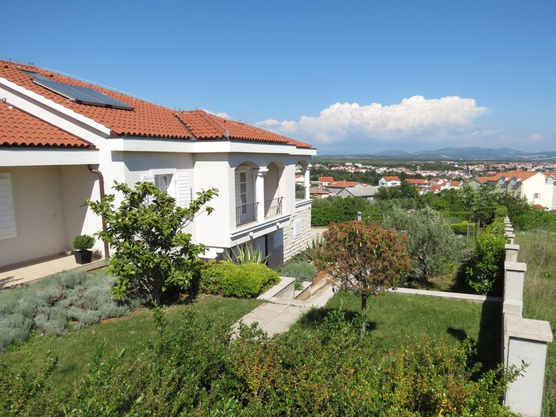 Hiša Vodice, 380m2
