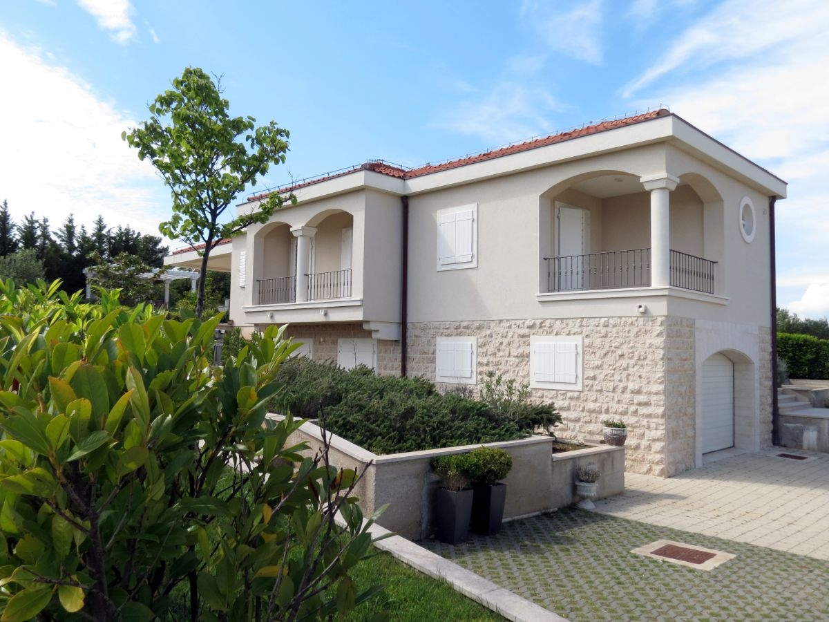 Hiša Vodice, 380m2