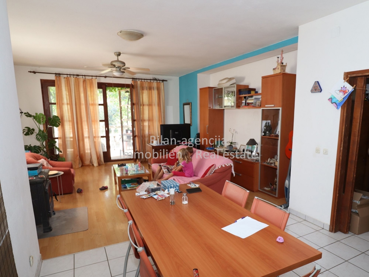 Hiša Vodice, 564m2