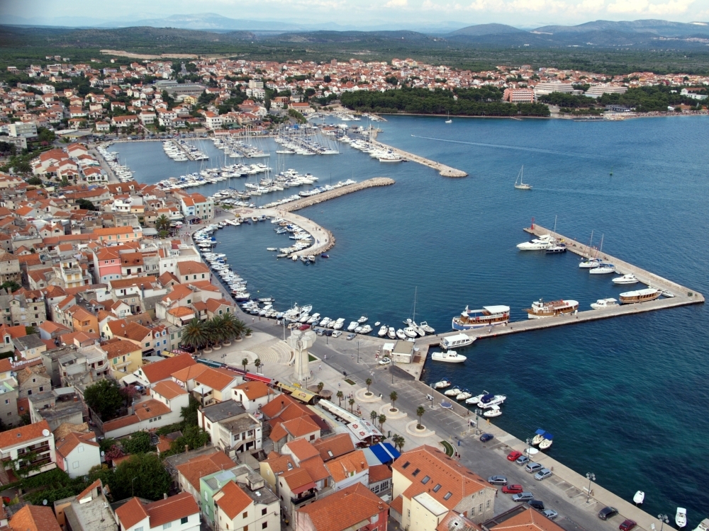 Zemljišče Vodice, 670m2